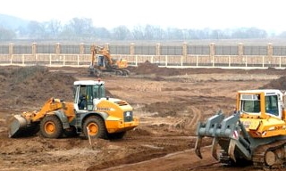 Планировка участка бульдозером в Пскове от 916 руб. Цены за м2 - 2Землекопа-Пск