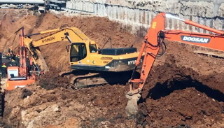 Разработка котлована экскаватором под фундамент в Пскове — цена от 2542 руб. | 2Землекопа-Пск