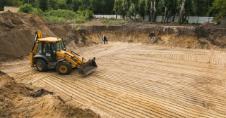 Разработка котлована Псков, цена от 306 руб./м3.